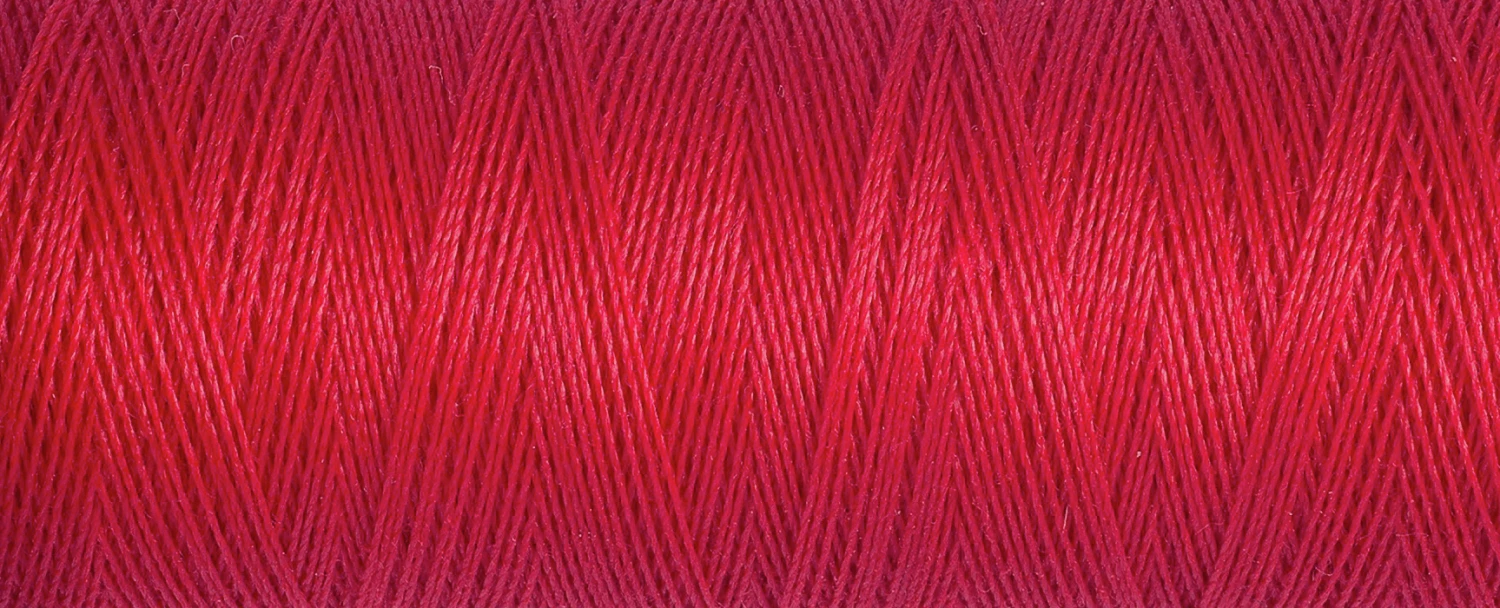 Gutermann Sew-All Thread 500m - Crimson Red (#156) 4 Gutermann Sew-All Thread 500m - Crimson Red (#156) - Image 2