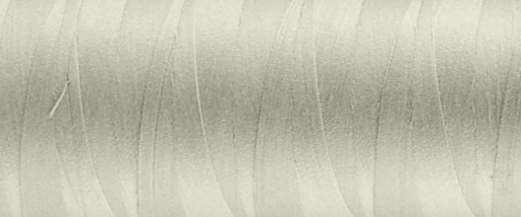 Madeira AeroQuilt Premium Quilting Thread Kingspool 2,750m - Colour 8100 4 Madeira AeroQuilt Premium Quilting Thread Kingspool 2,750m - Colour 8100 - Image 2