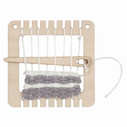 Weaving Set: Two Small Frames, Comb & Needle -Singer Store TTW003 CRA png