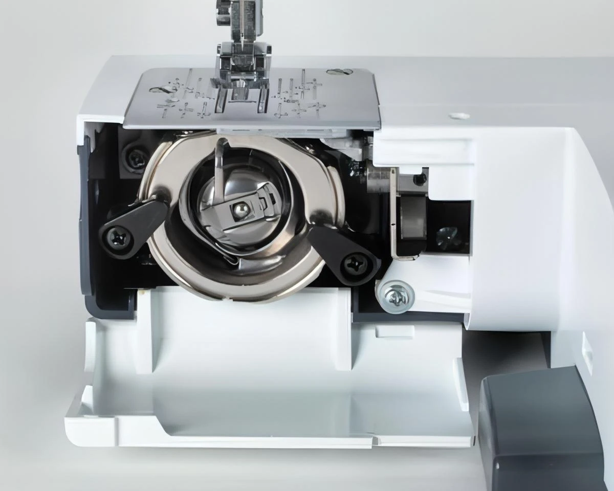 Bernette By BERNINA B33 Sewing Machine 6 Bernette By BERNINA B33 Sewing Machine - Image 4