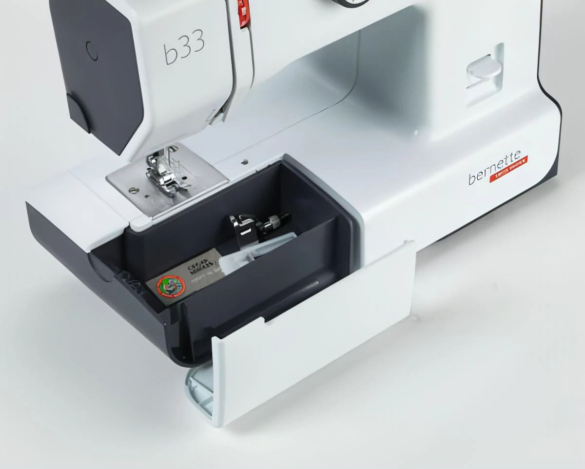 Bernette By BERNINA B33 Sewing Machine 10 Bernette By BERNINA B33 Sewing Machine - Image 8