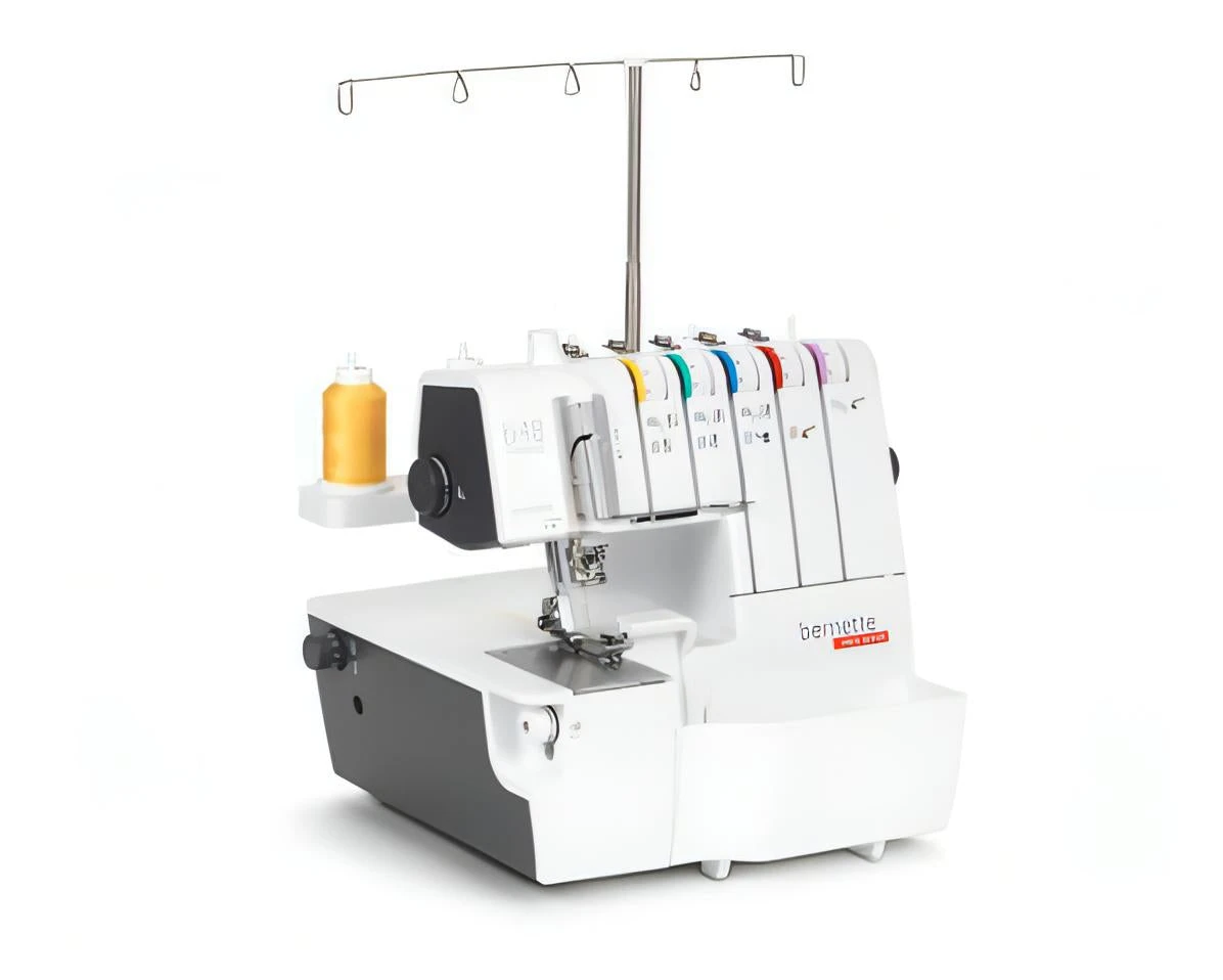 Bernette By BERNINA Funlock B48 Pro Series Combination Overlocker And Coverstitch Machine 8 Bernette By BERNINA Funlock B48 Pro Series Combination Overlocker And Coverstitch Machine - Image 6